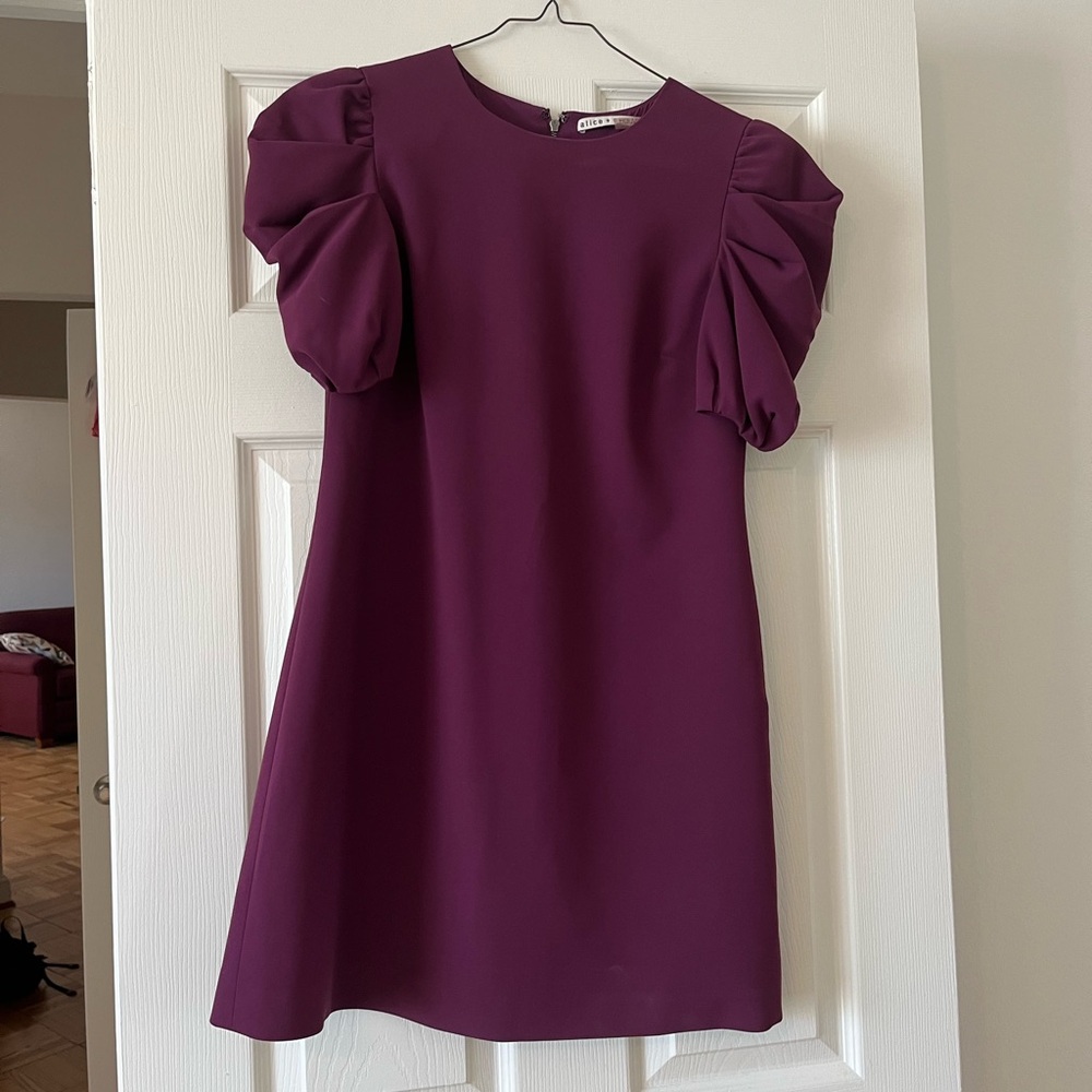 Alice and Olivia size 4 Hanita Puff Sleeve dress, color boysnberry.